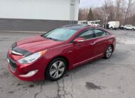 2012 Hyundai Sonata Hybrid Limited – Top of the line