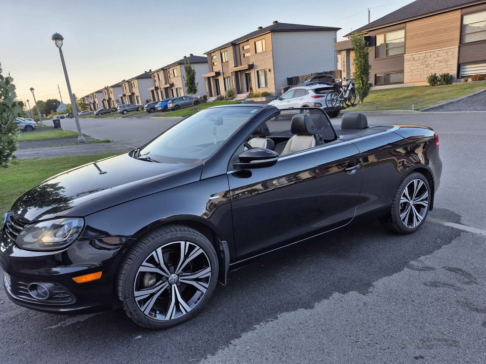2015 Volkswagen Eos Wolfsburg Edition – Cabriolet