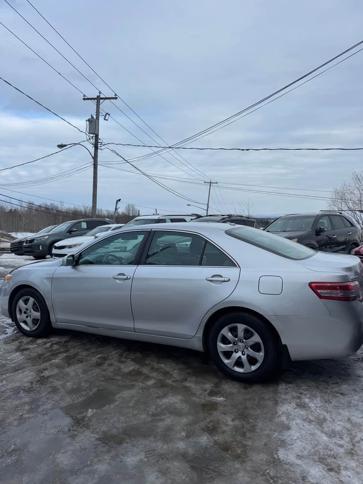 2010 Toyota Camry LE