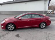 2012 Hyundai Sonata Hybrid Limited – Top of the line