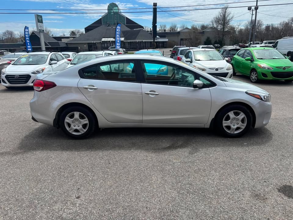 2017 Kia Forte EX