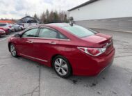 2012 Hyundai Sonata Hybrid Limited – Top of the line