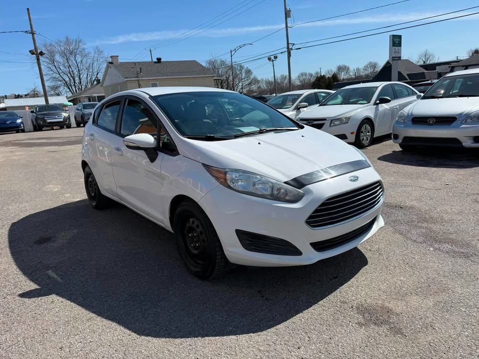2015 Ford Fiesta SE