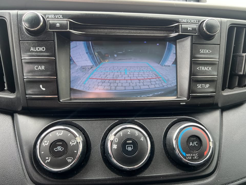 2018 Toyota RAV4 LE AWD