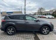 2018 Toyota RAV4 LE AWD