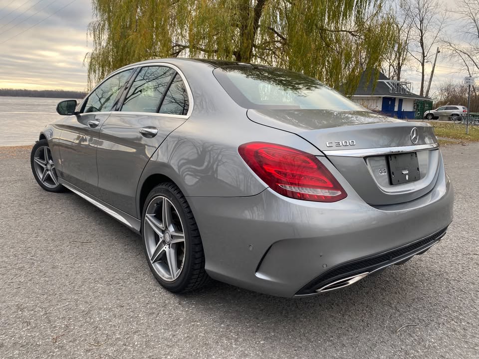 2015 Mercedes-Benz C300 4MATIC AMG Package