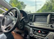 Tableau de bord Hyundai Elantra 2017 avec écran vidéo et Bluetooth