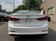 Hyundai Elantra 2017 blanc vue arrière